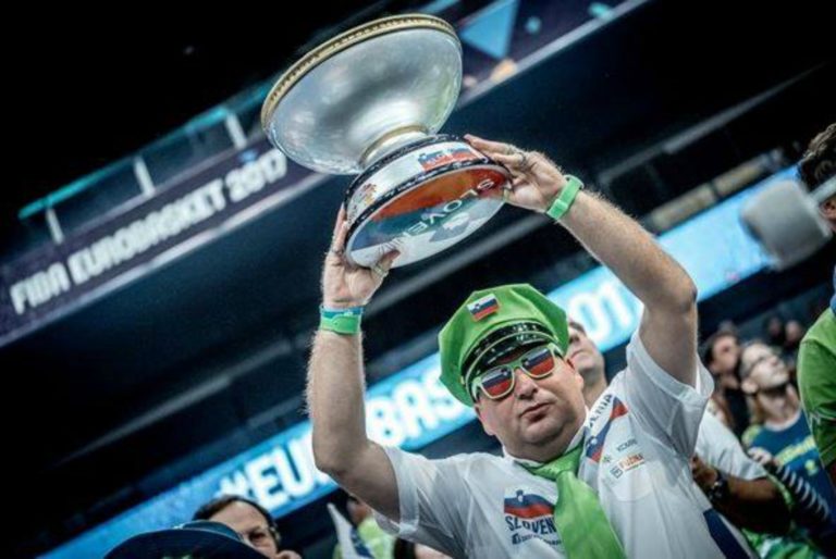 Aleksander Javornik – Navijam iz srca